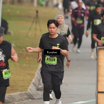 Runner Photo 5609652