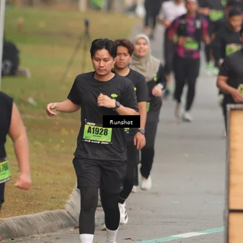 Runner Photo 5609673