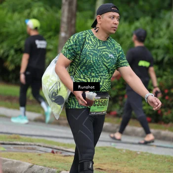 Runner Photo 5609681