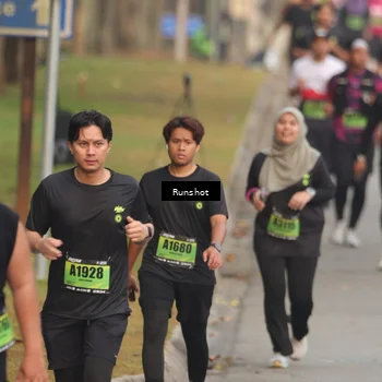 Runner Photo 5609738