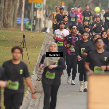 Runner Photo 5609755