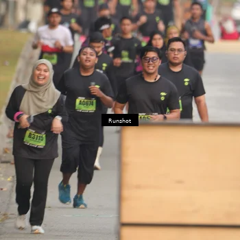 Runner Photo 5609800