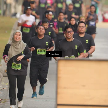 Runner Photo 5609811