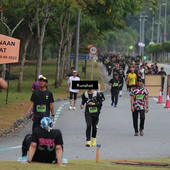 Runner Photo 5610013