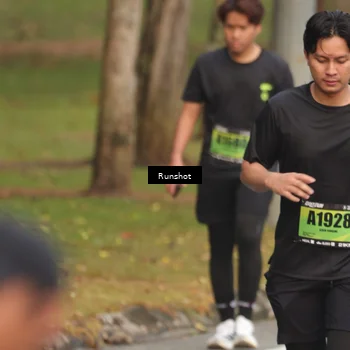 Runner Photo 5610049
