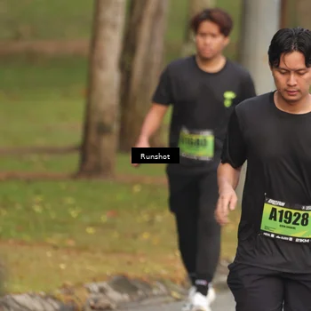 Runner Photo 5610060