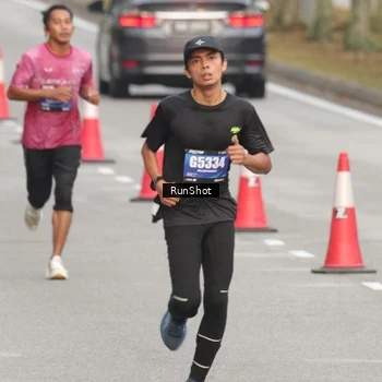 Runner Photo 5610180