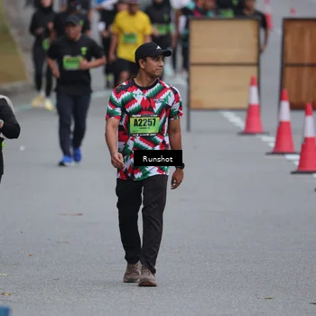 Runner Photo 5610311