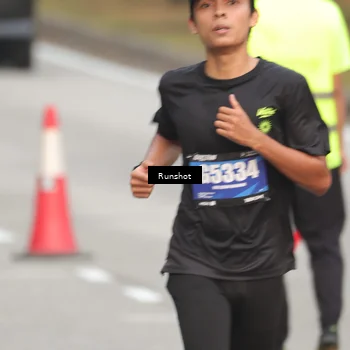 Runner Photo 5610314