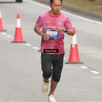 Runner Photo 5610368