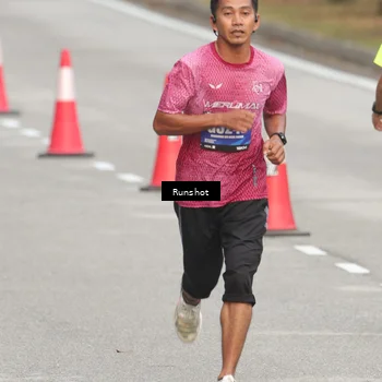Runner Photo 5610396