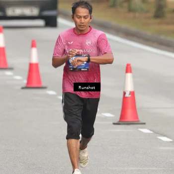 Runner Photo 5610402