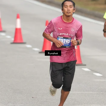 Runner Photo 5610405