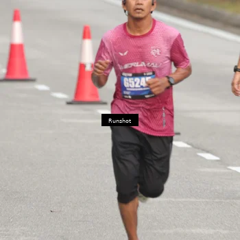 Runner Photo 5610412