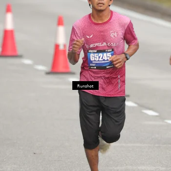 Runner Photo 5610415