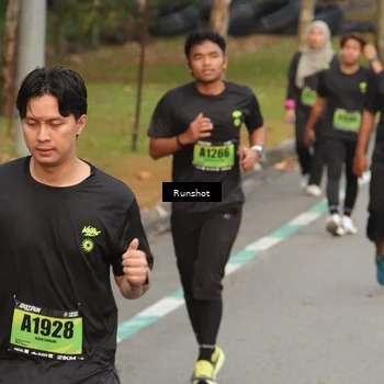 Runner Photo 5610568