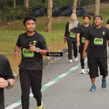 Runner Photo 5610579