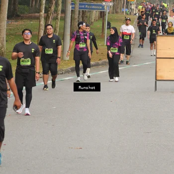 Runner Photo 5610614