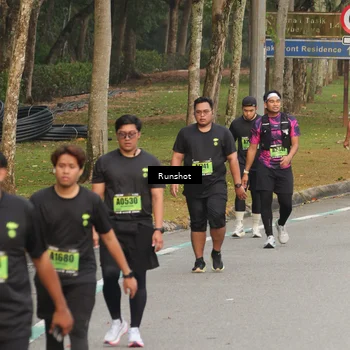 Runner Photo 5610618