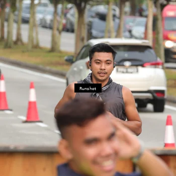 Runner Photo 5610688