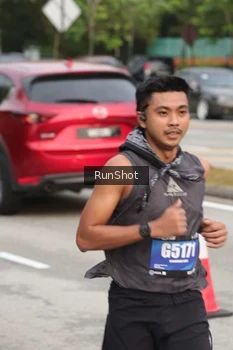 Runner Photo 5610733