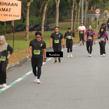 Runner Photo 5610747