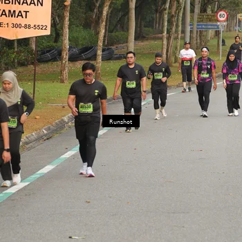 Runner Photo 5610751