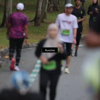 Runner Photo 5610772