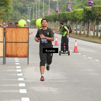 Runner Photo 5610787