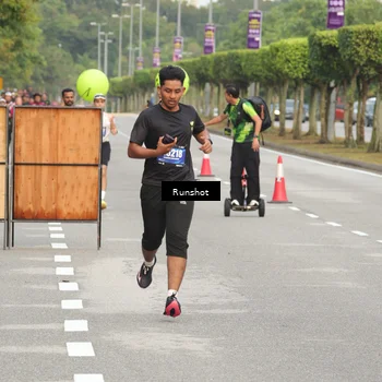 Runner Photo 5610791