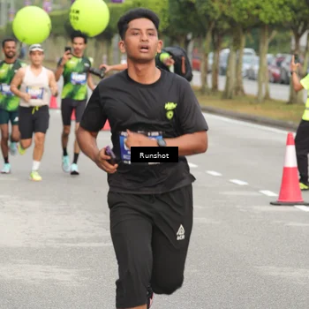 Runner Photo 5610810