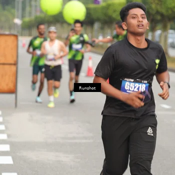 Runner Photo 5610814