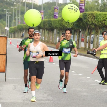 Runner Photo 5610828
