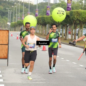 Runner Photo 5610834
