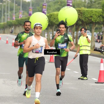 Runner Photo 5610840