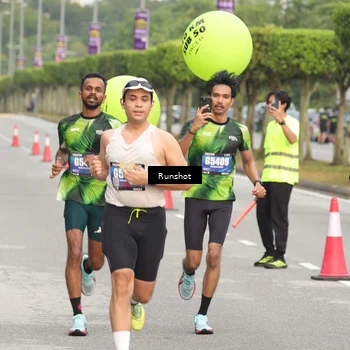 Runner Photo 5610848