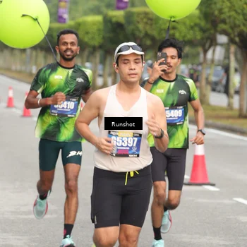 Runner Photo 5610855
