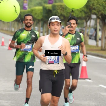 Runner Photo 5610859