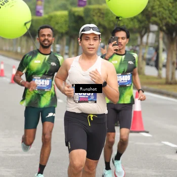 Runner Photo 5610860