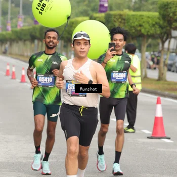 Runner Photo 5610863