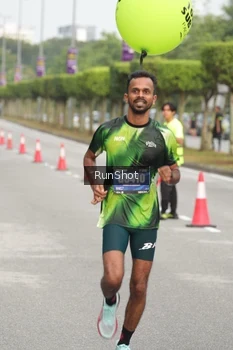 Runner Photo 5610878