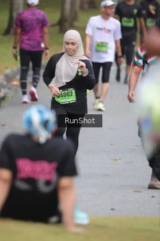 Runner Photo 5610880