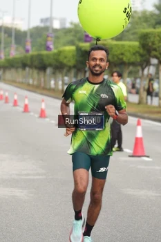 Runner Photo 5610881