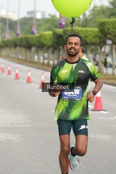 Runner Photo 5610883