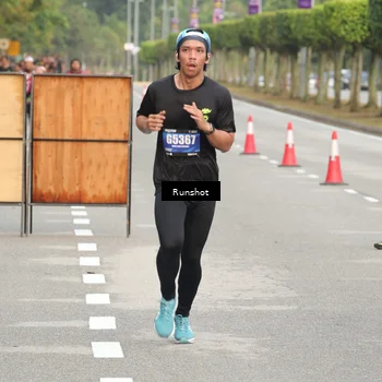Runner Photo 5610899
