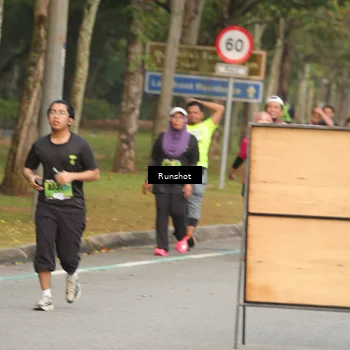 Runner Photo 5610996