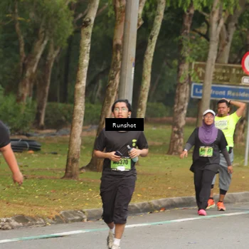 Runner Photo 5611001