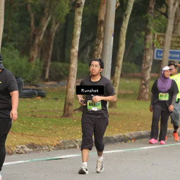 Runner Photo 5611002