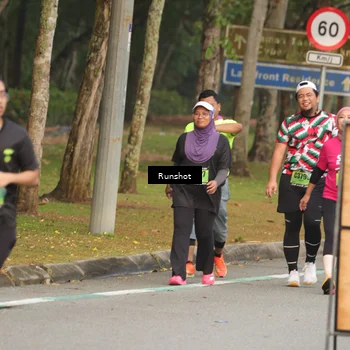 Runner Photo 5611022