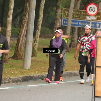 Runner Photo 5611037